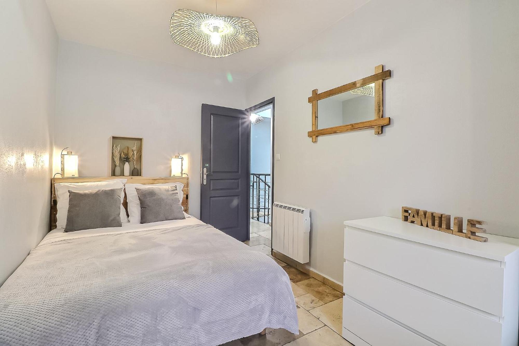 Le Logy-Cosy - Appartement 5 Pers - Clim Wifi Cosy Garage Saint-Gilles  Exterior photo